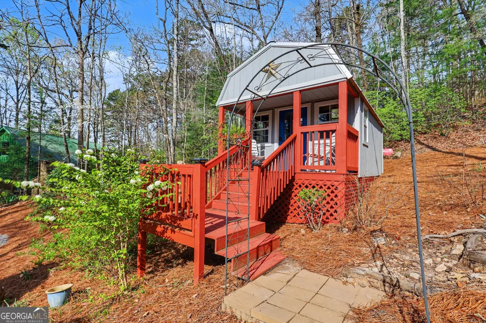 82 Buckeye LN Clayton, GA 30525