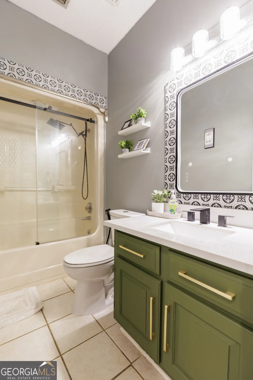 2825 Bud McKey CIR Valdosta, GA 31602