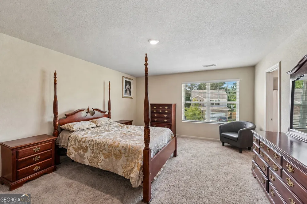 10933 Wheeler TRCE Hampton, GA 30228