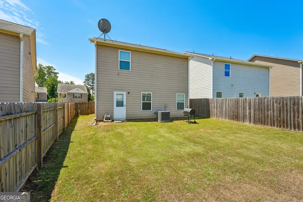 10933 Wheeler TRCE Hampton, GA 30228