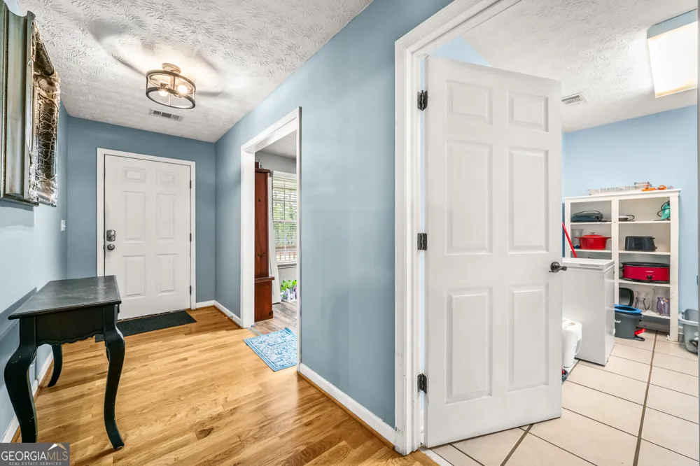 530 Pleasant Valley RD SE Silver Creek, GA 30173
