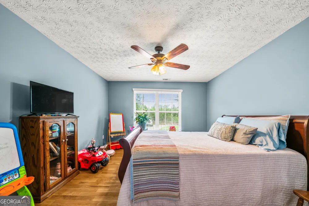 530 Pleasant Valley RD SE Silver Creek, GA 30173