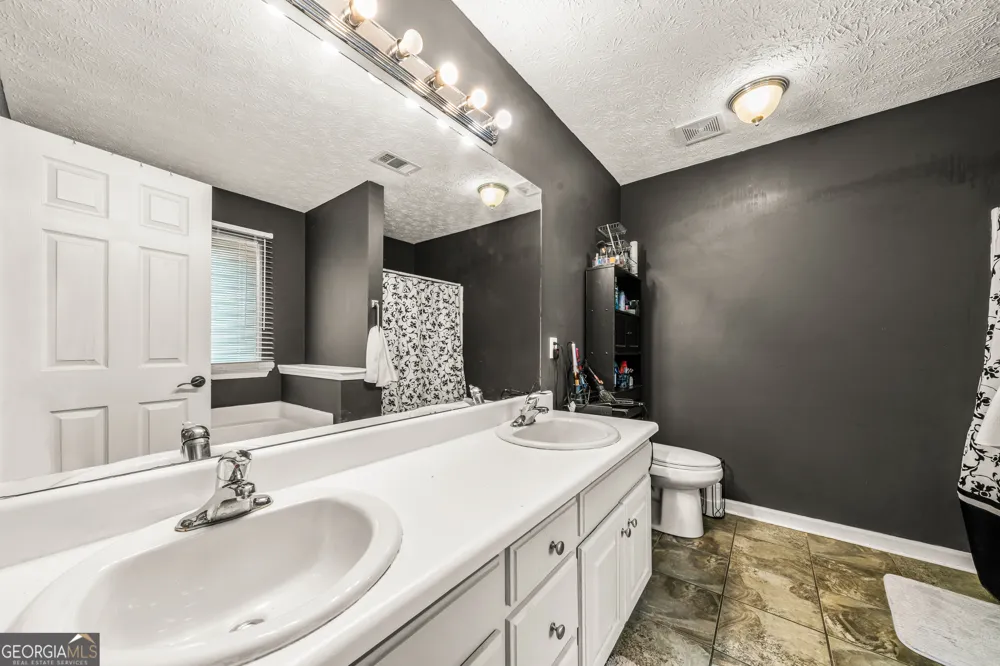 530 Pleasant Valley RD SE Silver Creek, GA 30173