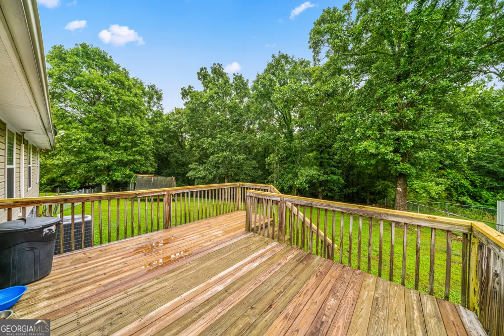 530 Pleasant Valley RD SE Silver Creek, GA 30173
