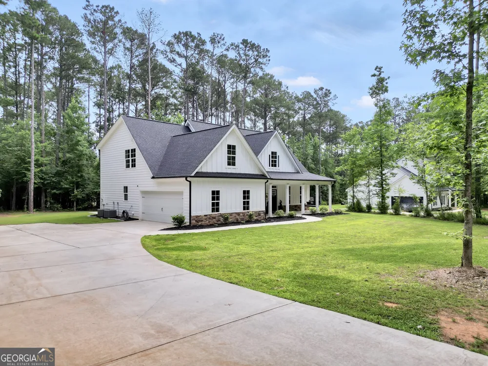 1577 Stark RD Jackson, GA 30233
