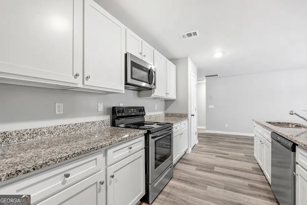123 W Lexington AVE Griffin, GA 30223
