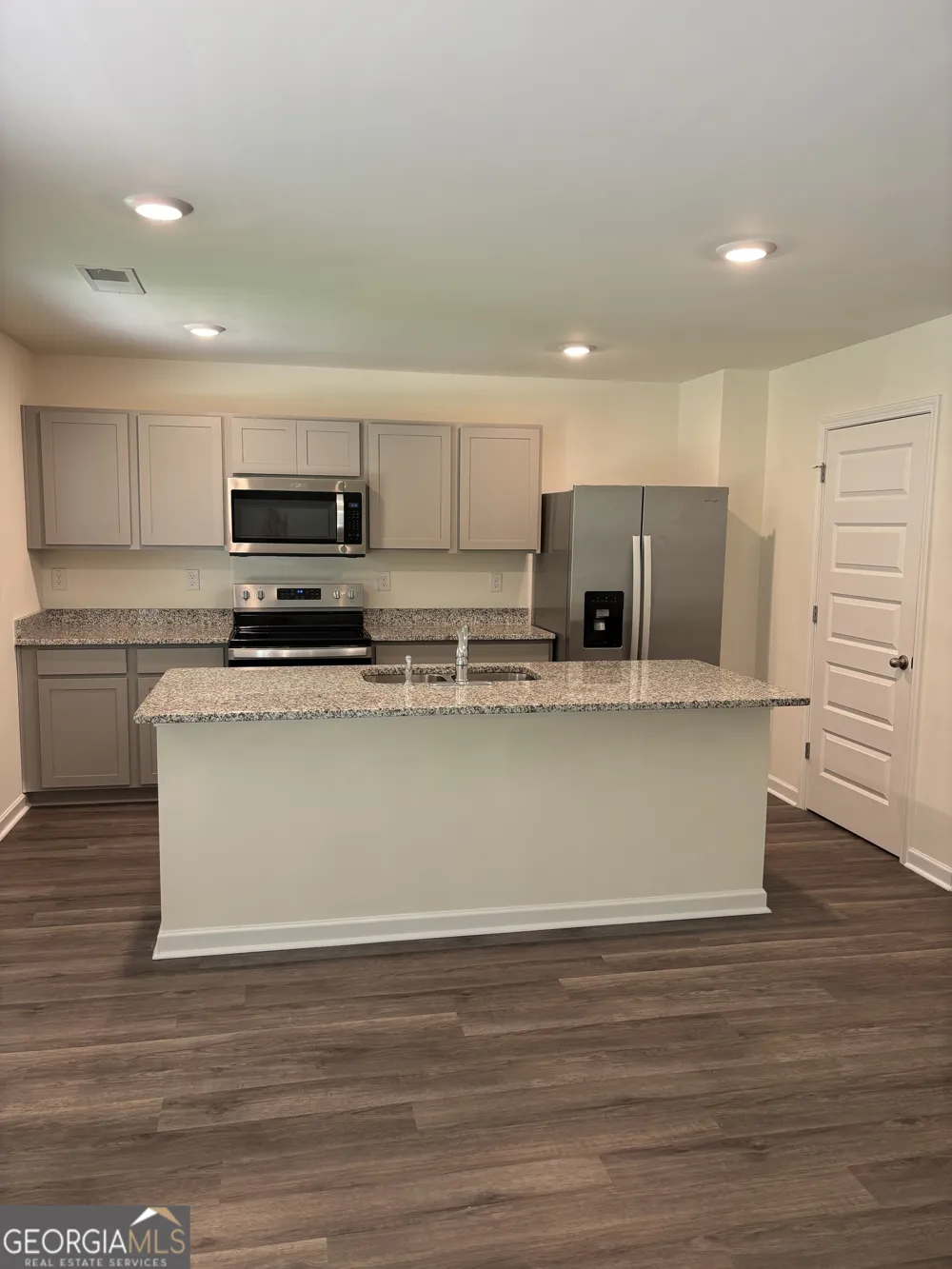 222 Coastal DR Statham, GA 30666