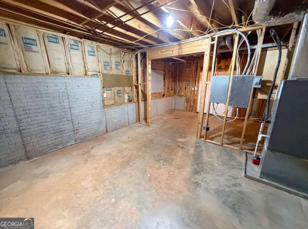 65 Terrace PARK Newnan, GA 30265