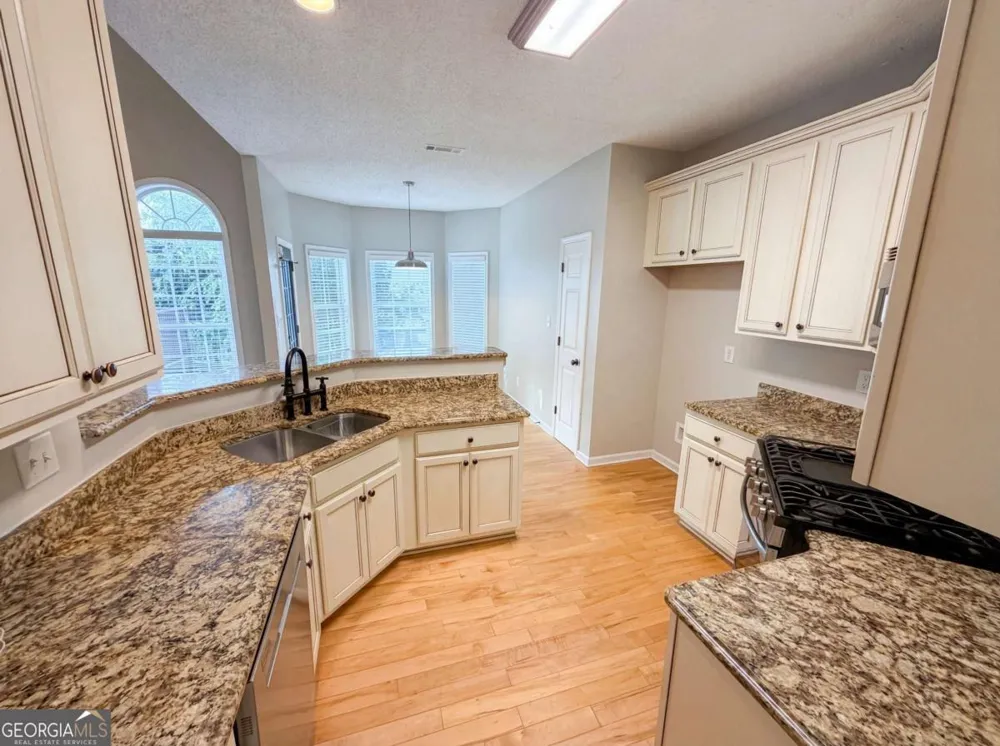 65 Terrace PARK Newnan, GA 30265