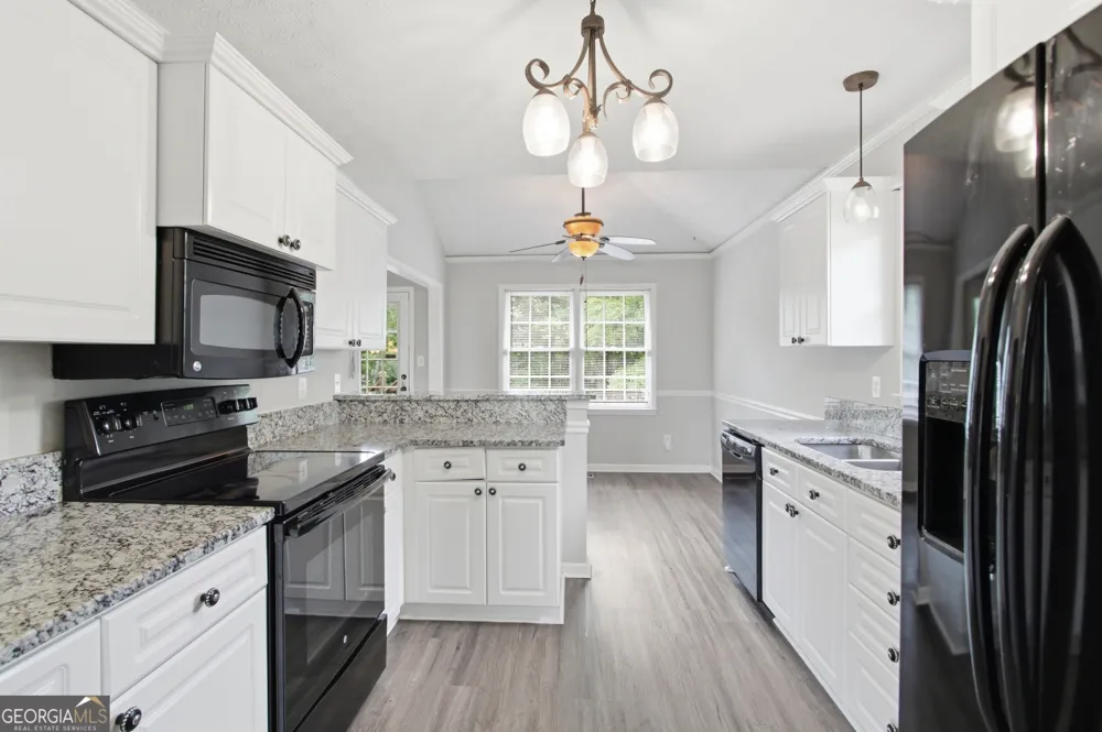 149 Valleyside DR S Dallas, GA 30157