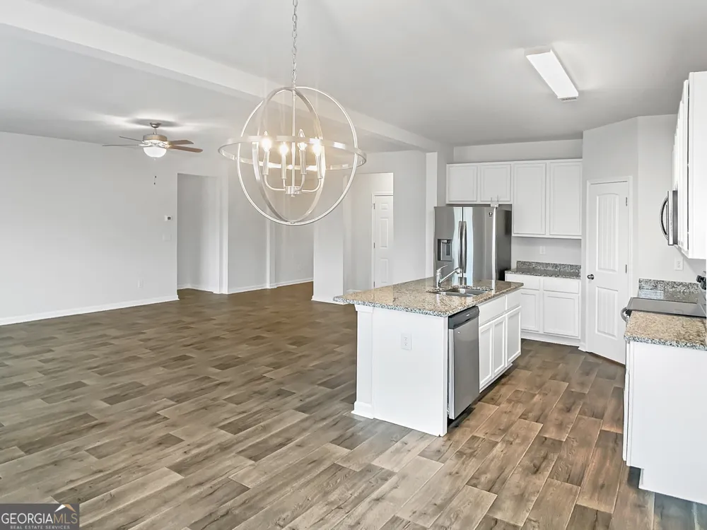 16 Fox DR Winder, GA 30680