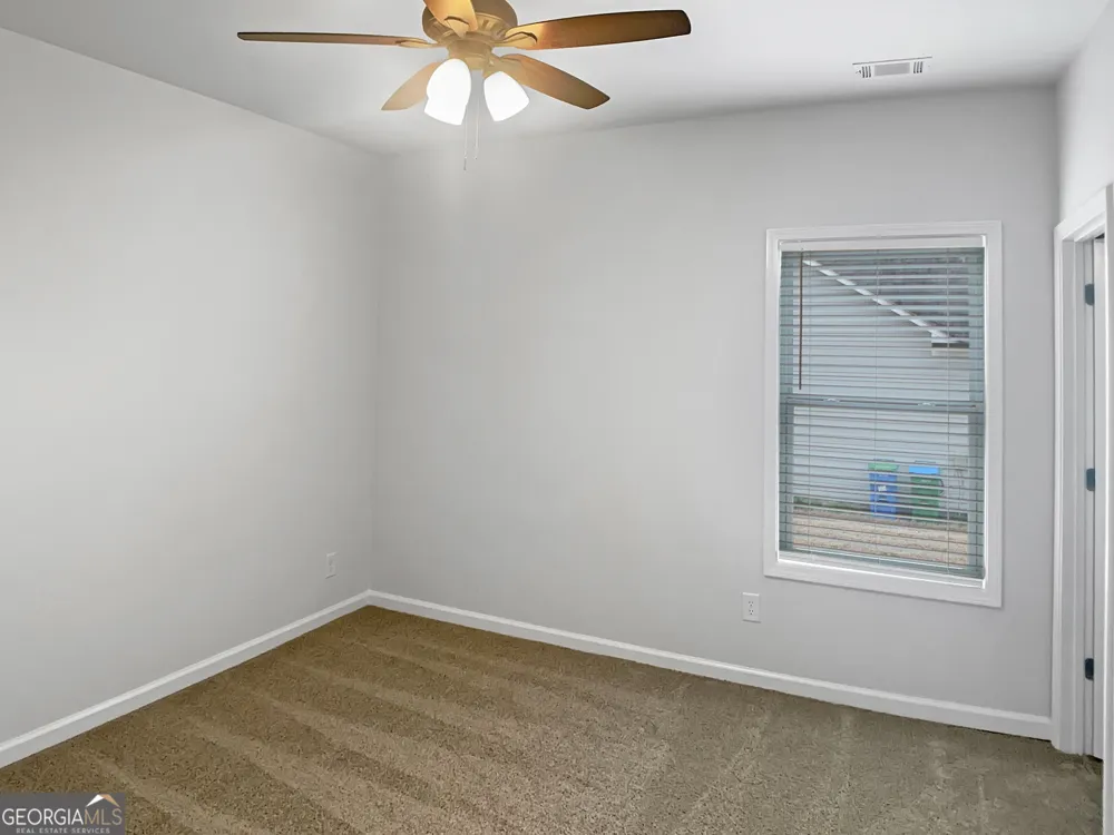 16 Fox DR Winder, GA 30680