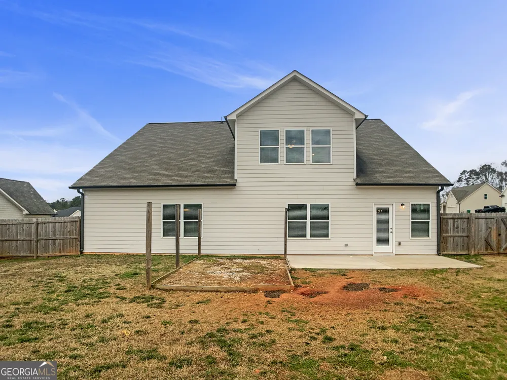 16 Fox DR Winder, GA 30680