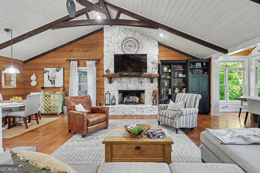 519 Pinecrest RD Sautee Nacoochee, GA 30571