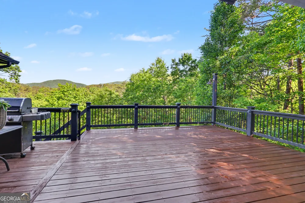 519 Pinecrest RD Sautee Nacoochee, GA 30571