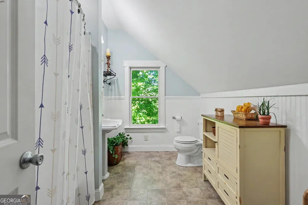 519 Pinecrest RD Sautee Nacoochee, GA 30571