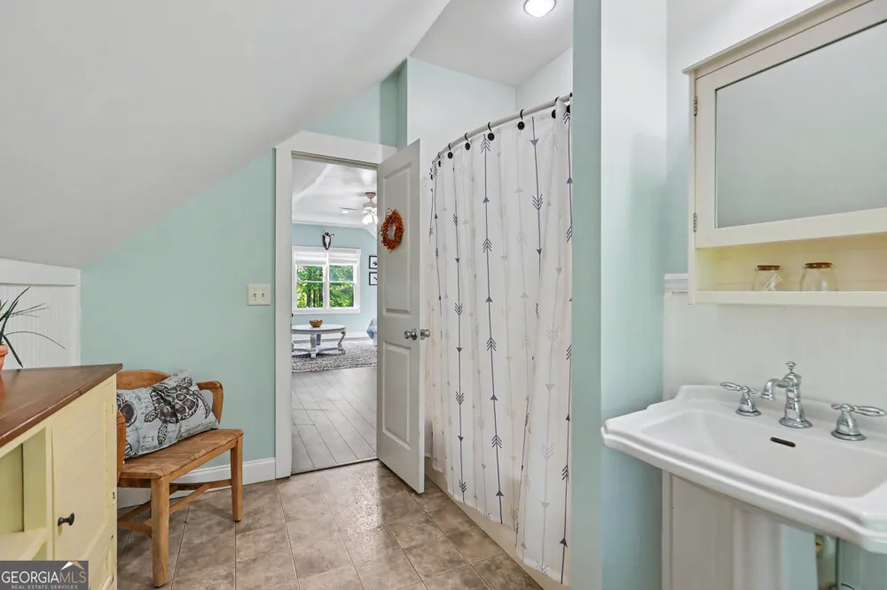 519 Pinecrest RD Sautee Nacoochee, GA 30571