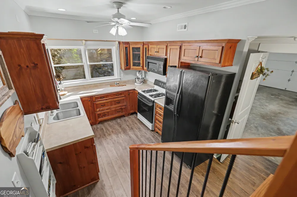 519 Pinecrest RD Sautee Nacoochee, GA 30571
