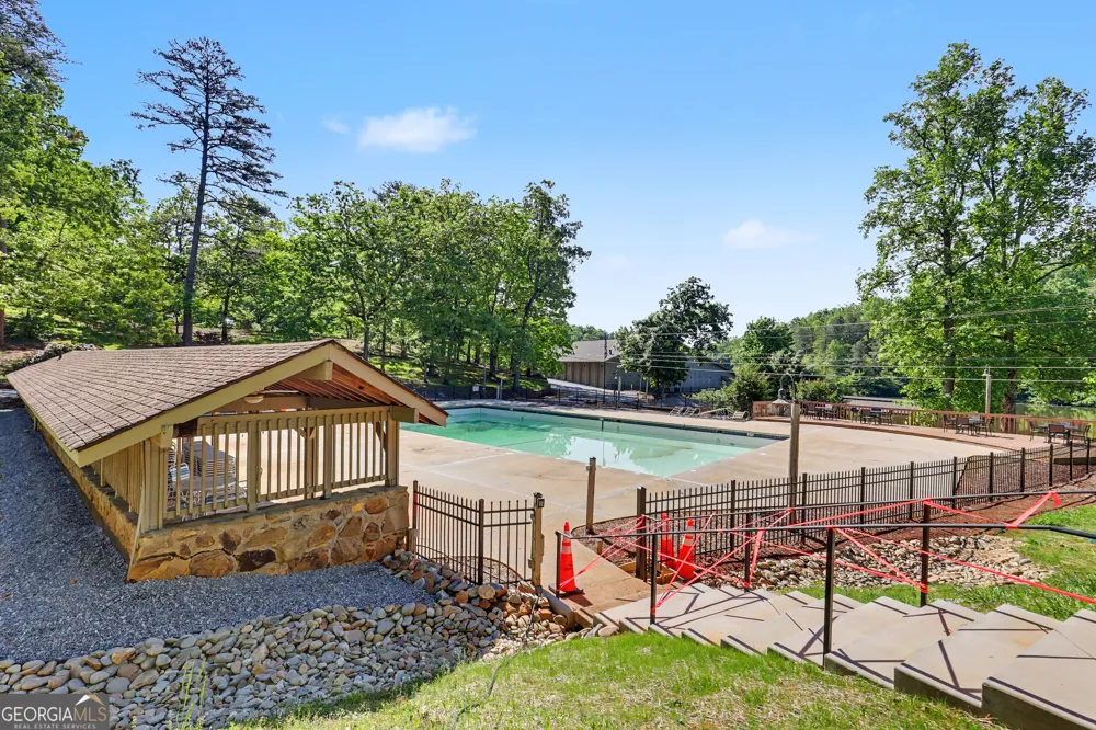 519 Pinecrest RD Sautee Nacoochee, GA 30571
