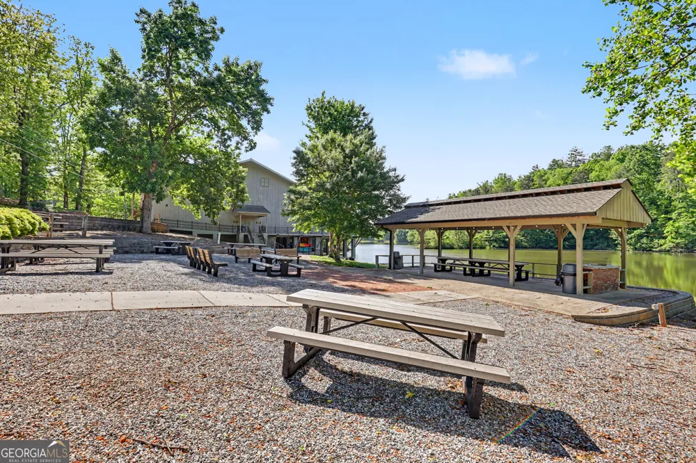 519 Pinecrest RD Sautee Nacoochee, GA 30571