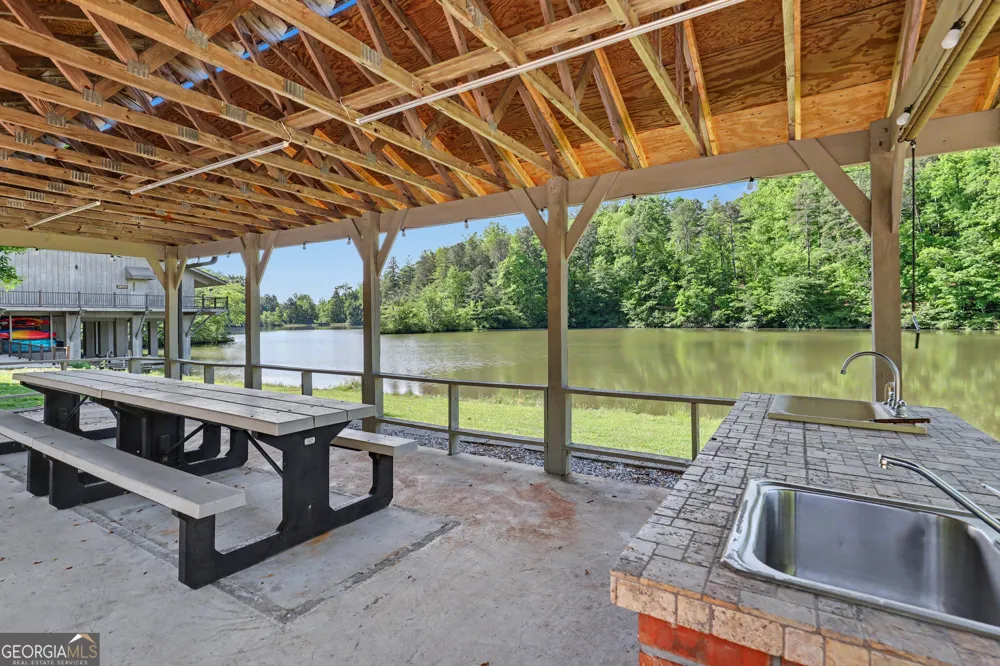 519 Pinecrest RD Sautee Nacoochee, GA 30571