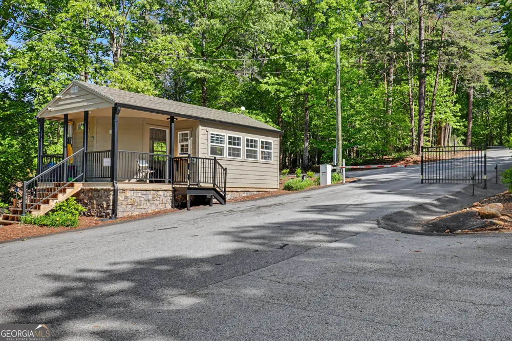 519 Pinecrest RD Sautee Nacoochee, GA 30571