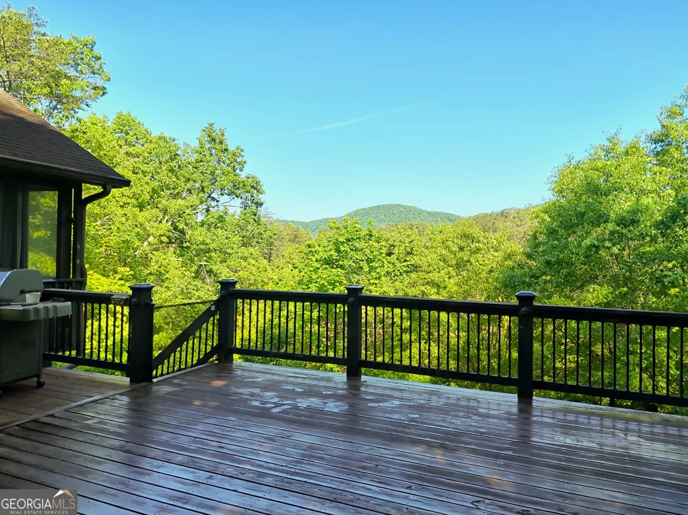 519 Pinecrest RD Sautee Nacoochee, GA 30571