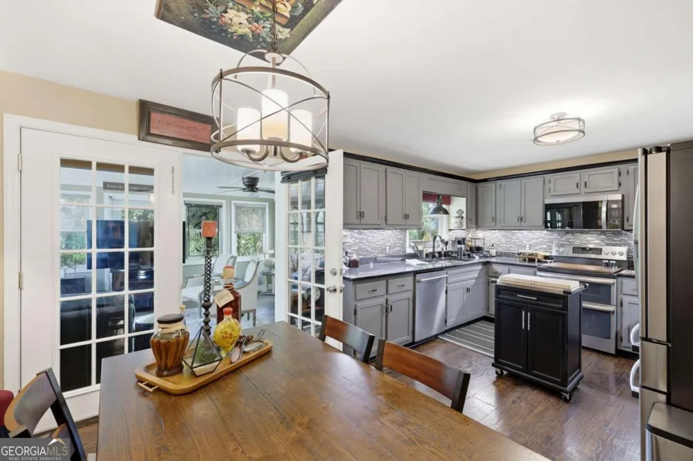238 Currahee CIR Toccoa, GA 30577