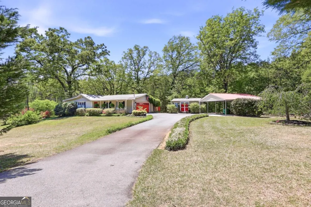 238 Currahee CIR Toccoa, GA 30577