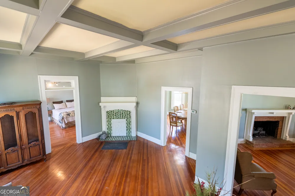 212 Hand AVE W Pelham, GA 31779