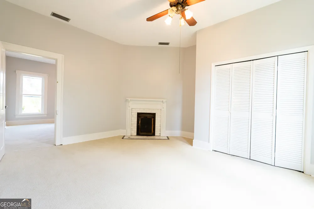 212 Hand AVE W Pelham, GA 31779