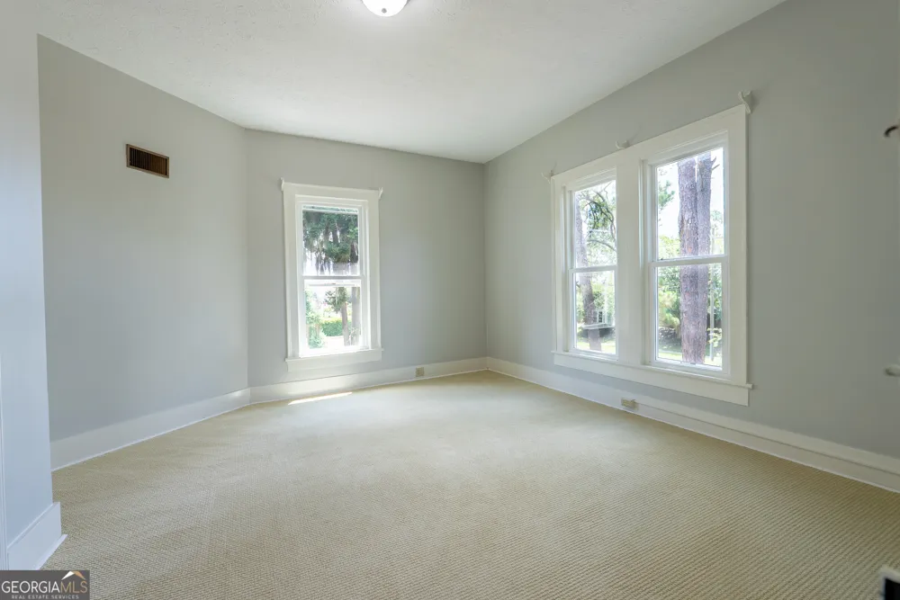 212 Hand AVE W Pelham, GA 31779
