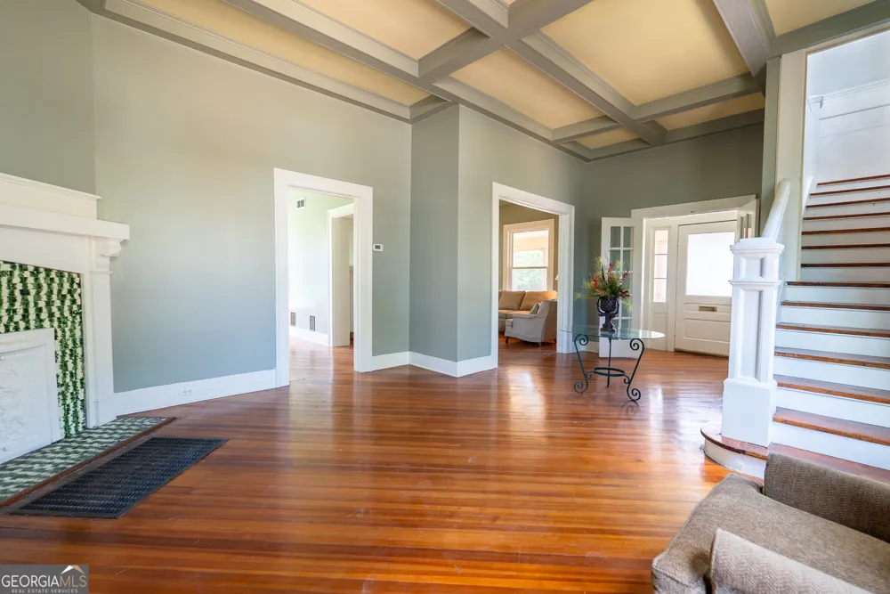 212 Hand AVE W Pelham, GA 31779
