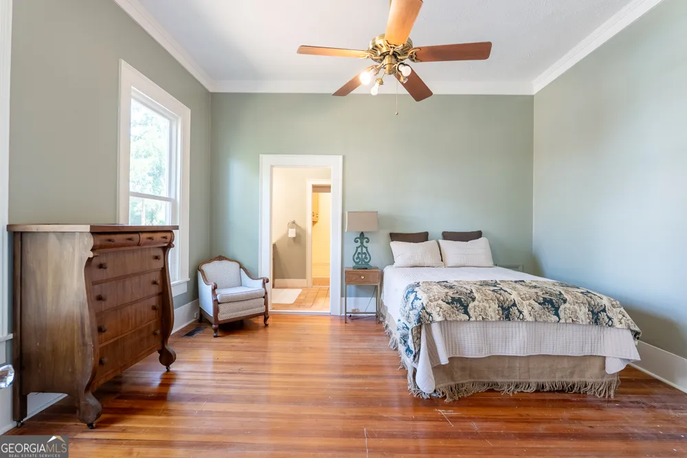 212 Hand AVE W Pelham, GA 31779