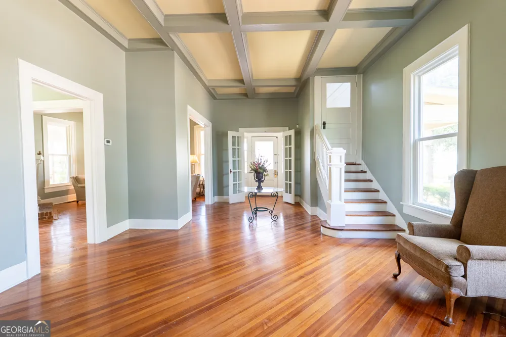 212 Hand AVE W Pelham, GA 31779