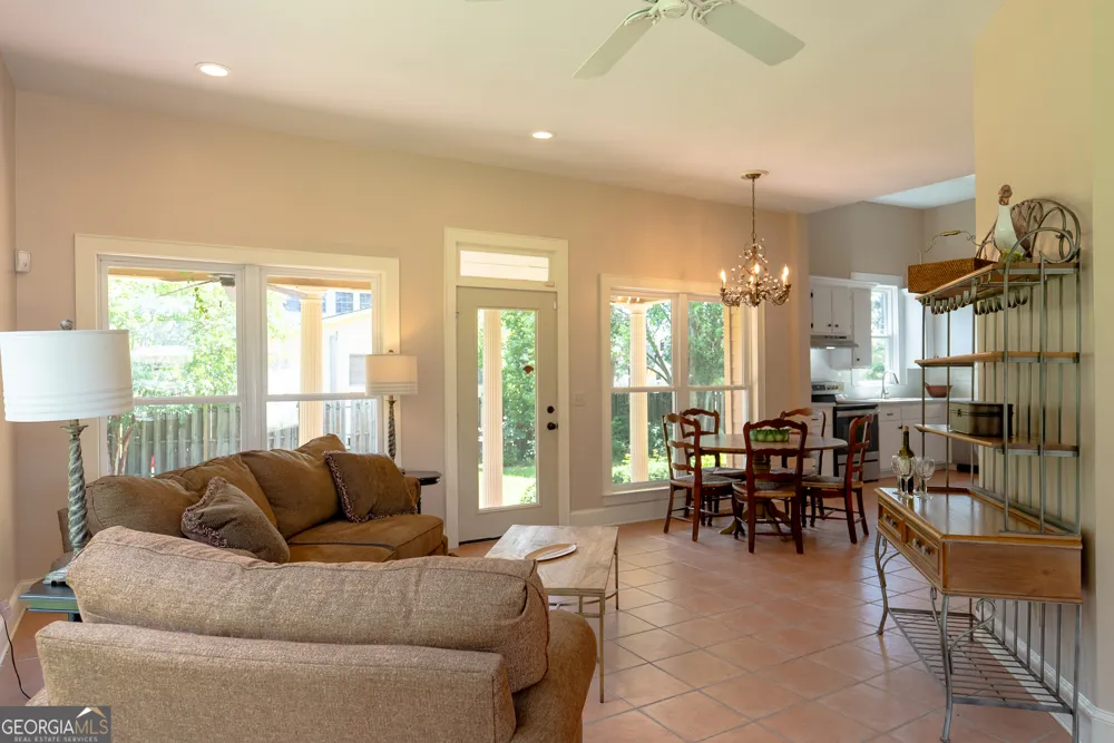 212 Hand AVE W Pelham, GA 31779