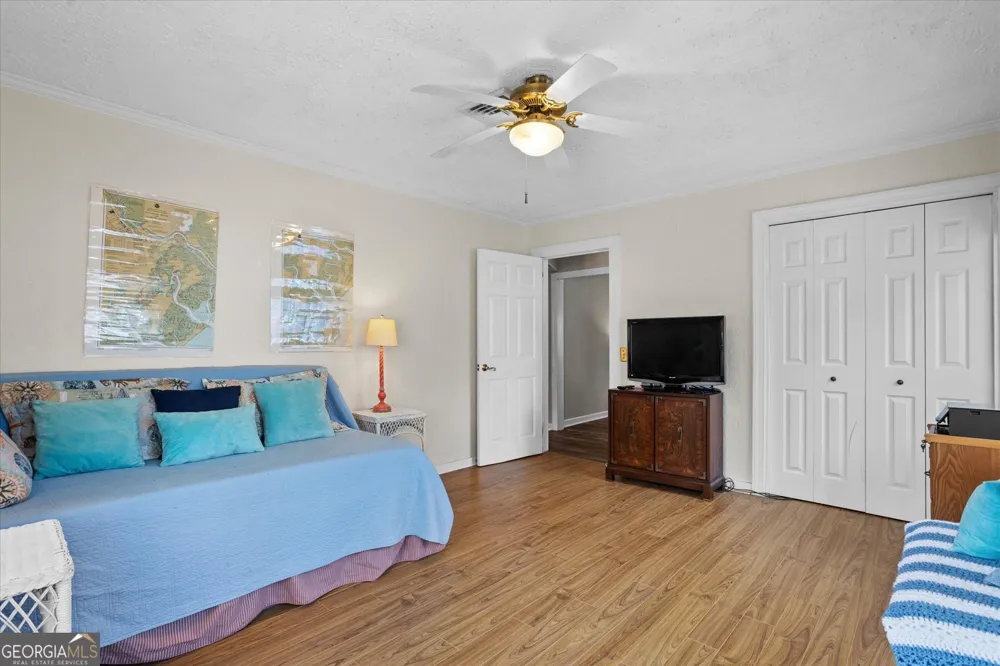 1214 Shell Point RD NE Townsend, GA 31331