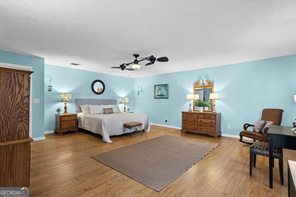 1214 Shell Point RD NE Townsend, GA 31331