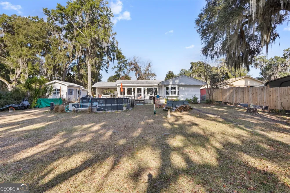 1214 Shell Point RD NE Townsend, GA 31331
