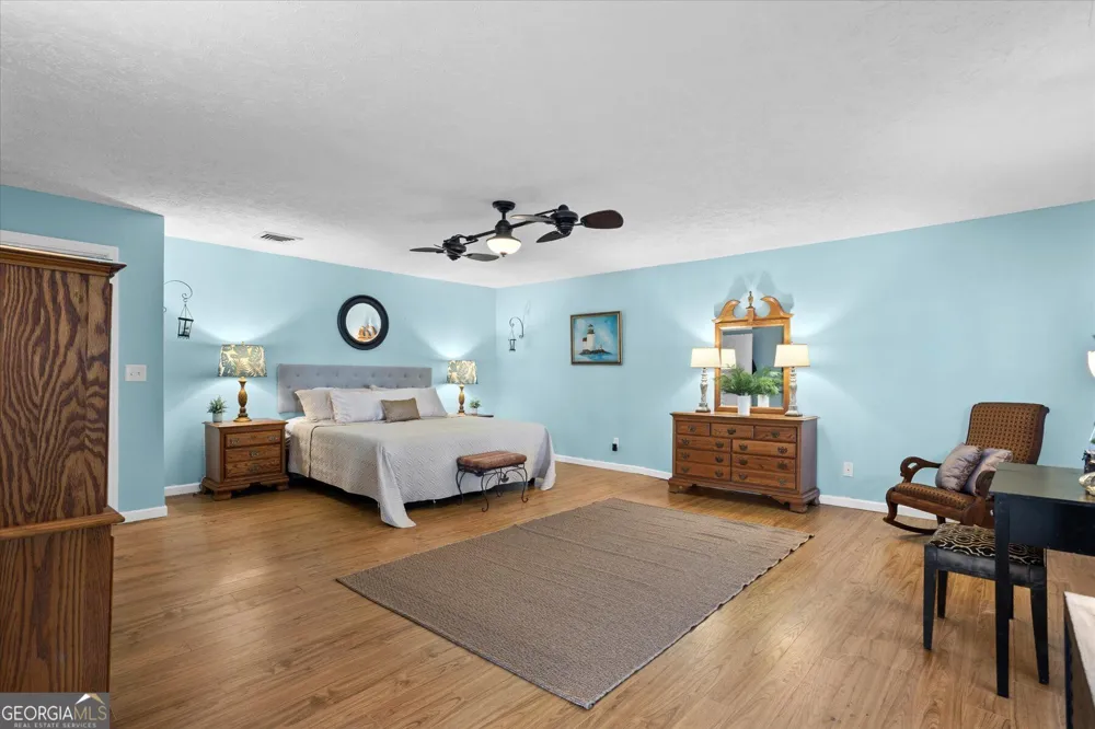 1214 Shell Point RD NE Townsend, GA 31331