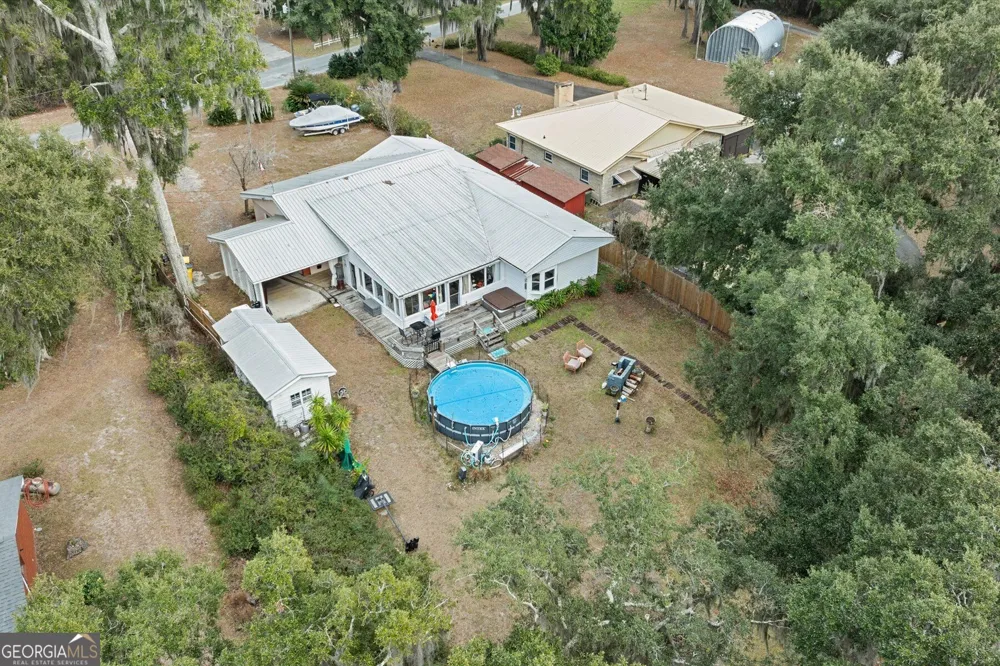 1214 Shell Point RD NE Townsend, GA 31331