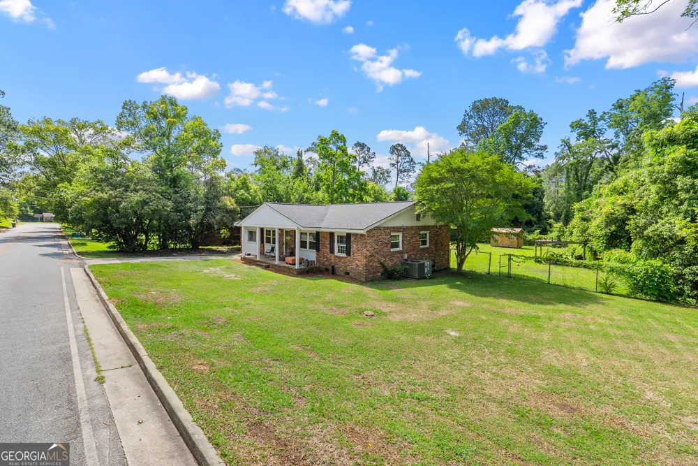 275 Green ST E Pelham, GA 31779