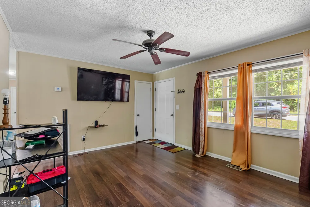 275 Green ST E Pelham, GA 31779