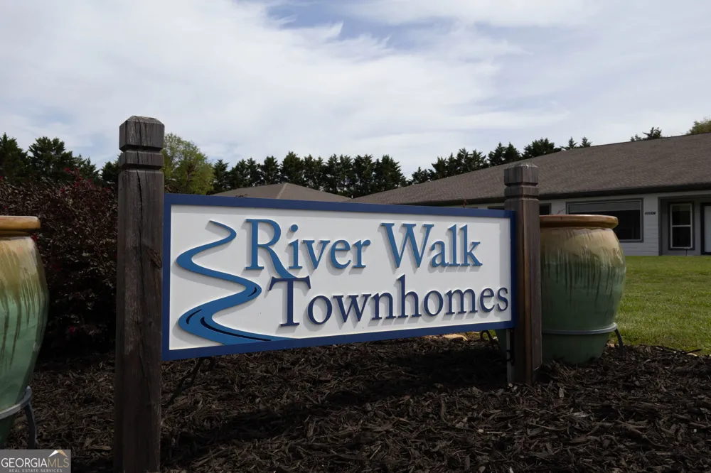 212 Old Clarkesville Mill RD Clarkesville, GA 30523