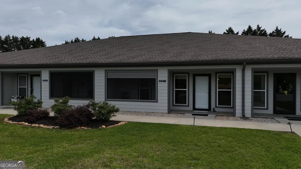 212 Old Clarkesville Mill RD Clarkesville, GA 30523