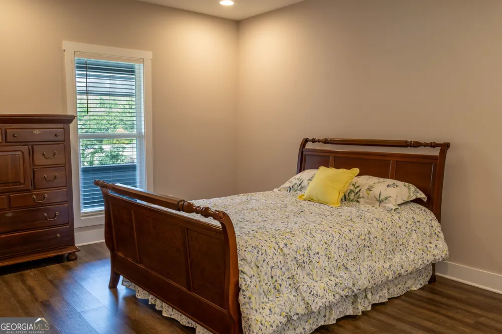212 Old Clarkesville Mill RD Clarkesville, GA 30523