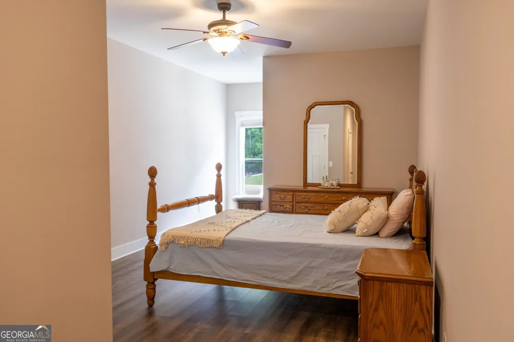 212 Old Clarkesville Mill RD Clarkesville, GA 30523