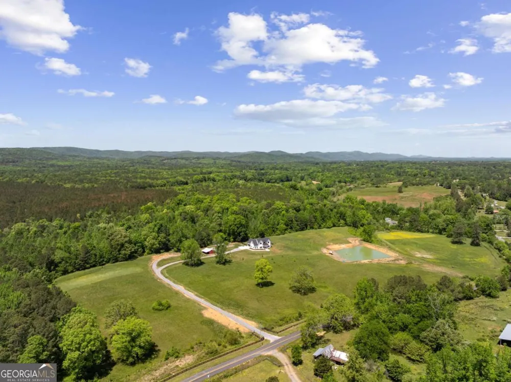 876 Cline RD Resaca, GA 30735