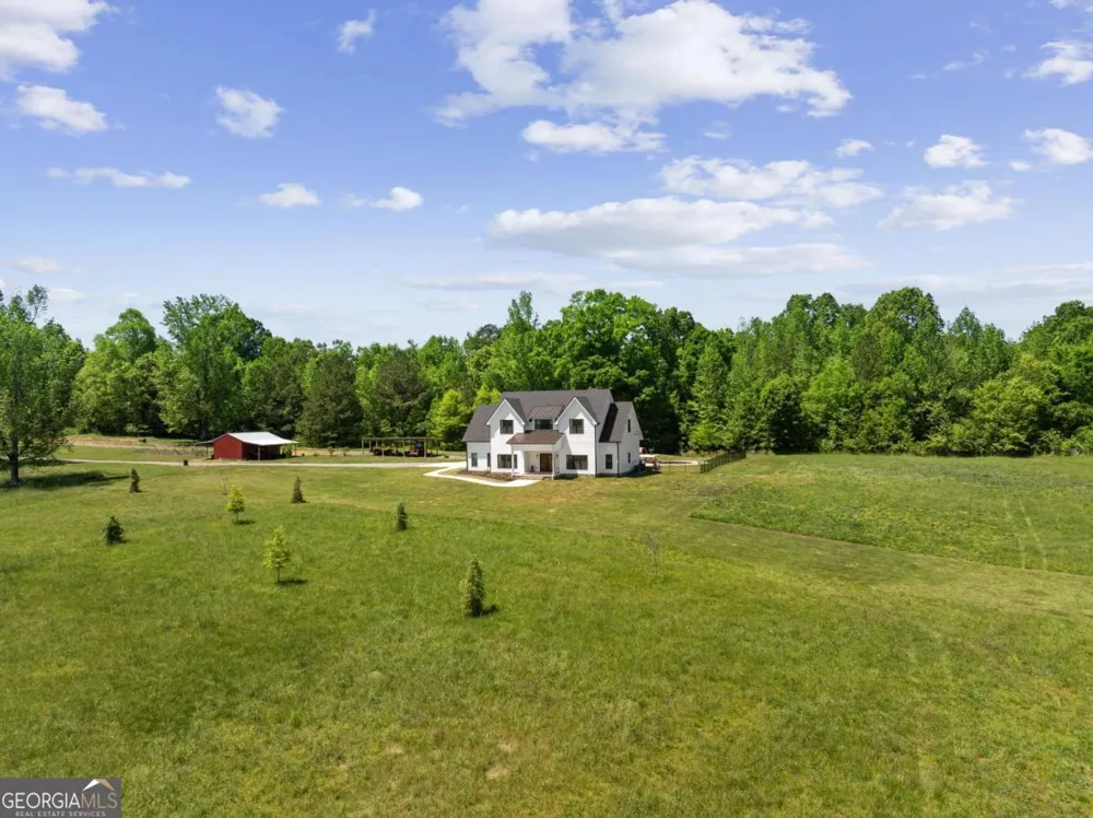 876 Cline RD Resaca, GA 30735