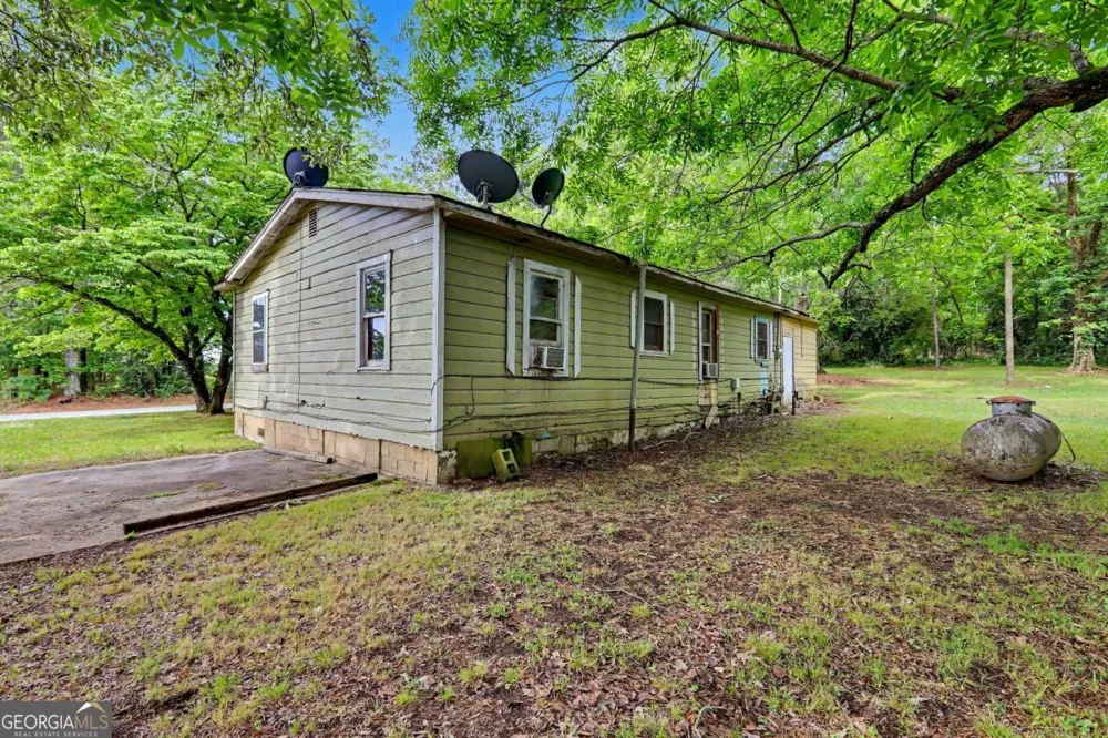 700 Griffin ST Grantville, GA 30220